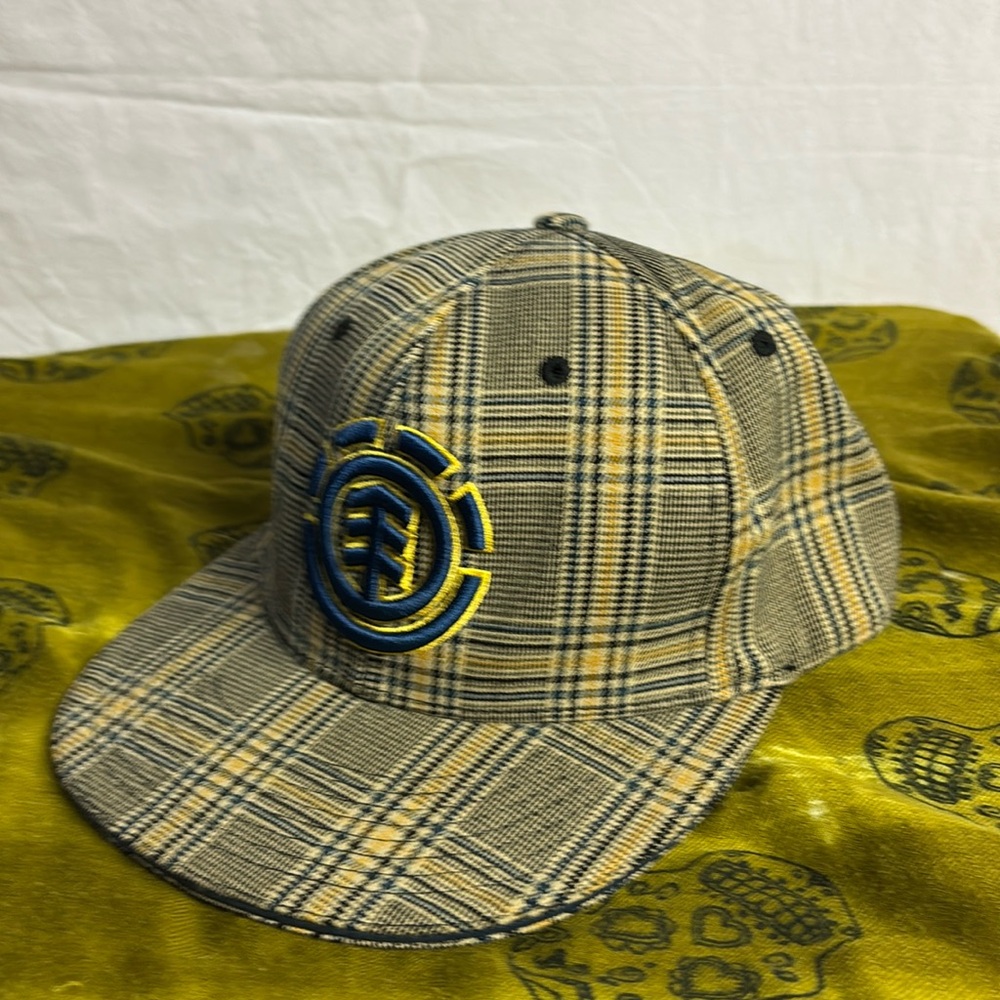 Element Men’s Plaid  Flexfit Hat Fitted Cap US M-L